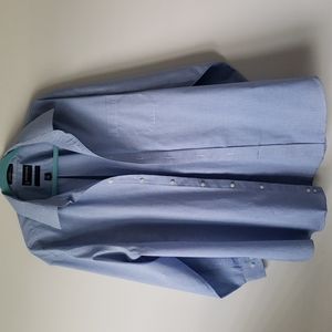 Stafford Performance Dress Shirt. Blue. Neck: 17.5.